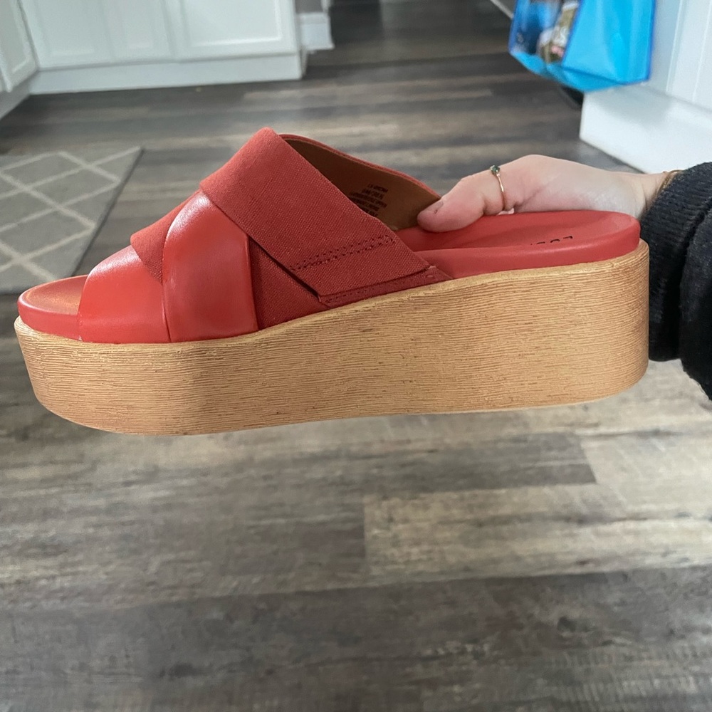 Lucky brand sandals